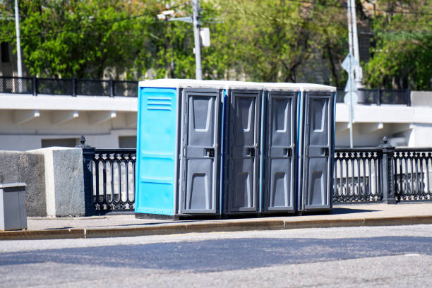 Best Luxury portable toilet rental  in Sumner, IA
